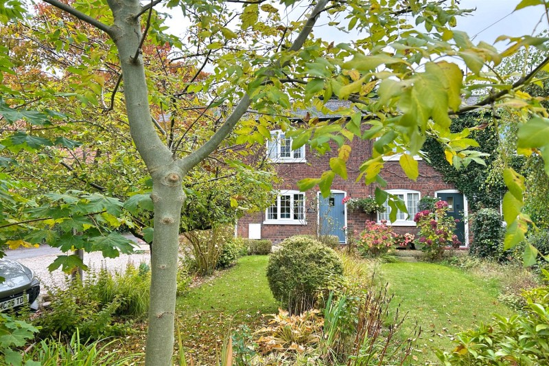 Middlewich Road, Holmes Chapel