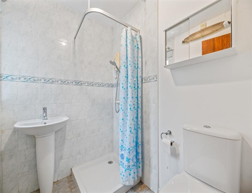 Images for Long Looms, Great Barrow, Chester