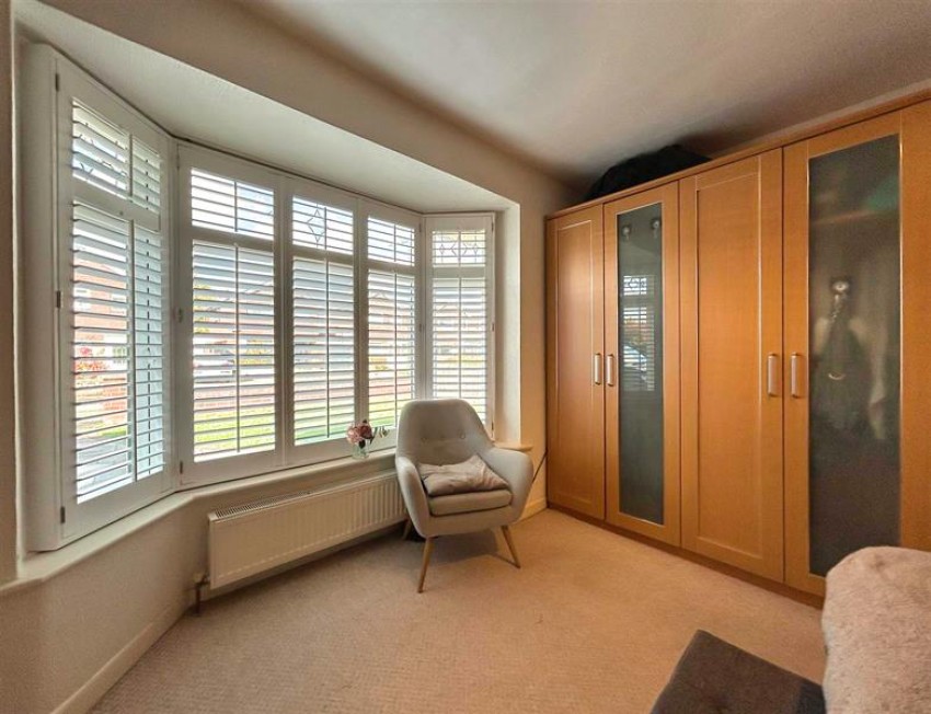 Images for Stoneleigh Avenue, Sale