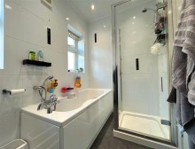 Images for Stoneleigh Avenue, Sale