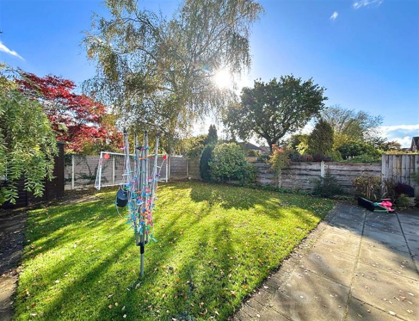 Images for Stoneleigh Avenue, Sale