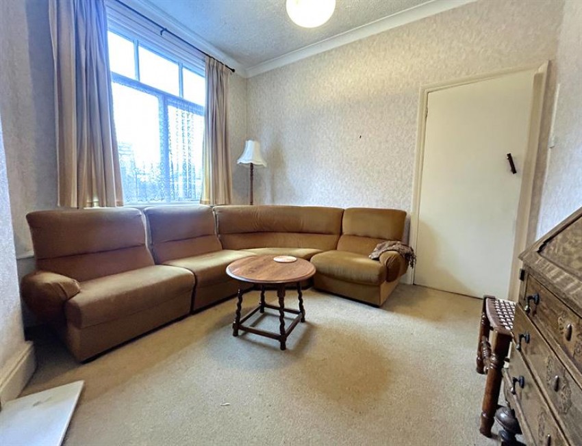 Images for Hazel Avenue, Sale