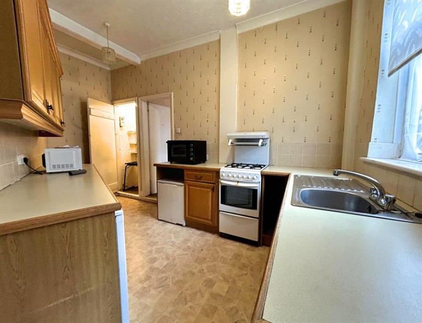 Images for Hazel Avenue, Sale