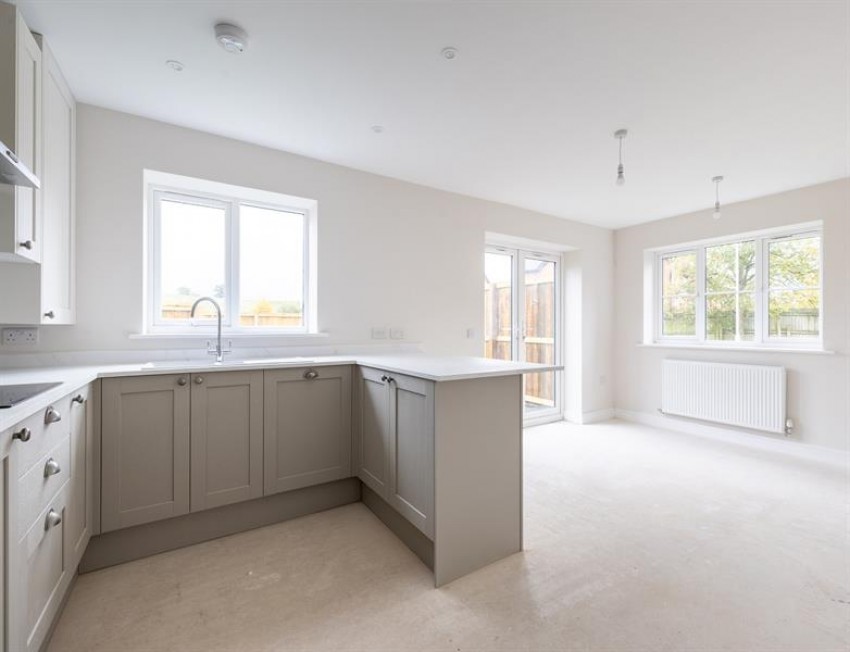 Images for 27 Gowy Place, Plot 49, Beeston.