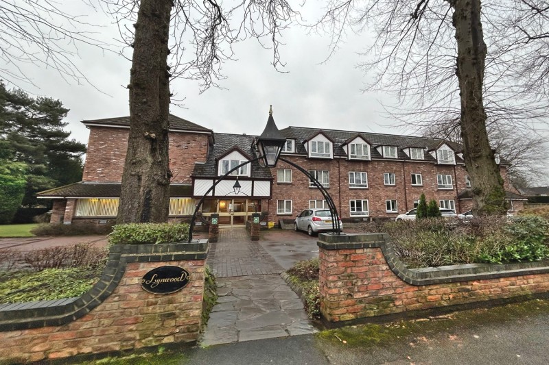 Lynwood, Victoria Road, Wilmslow