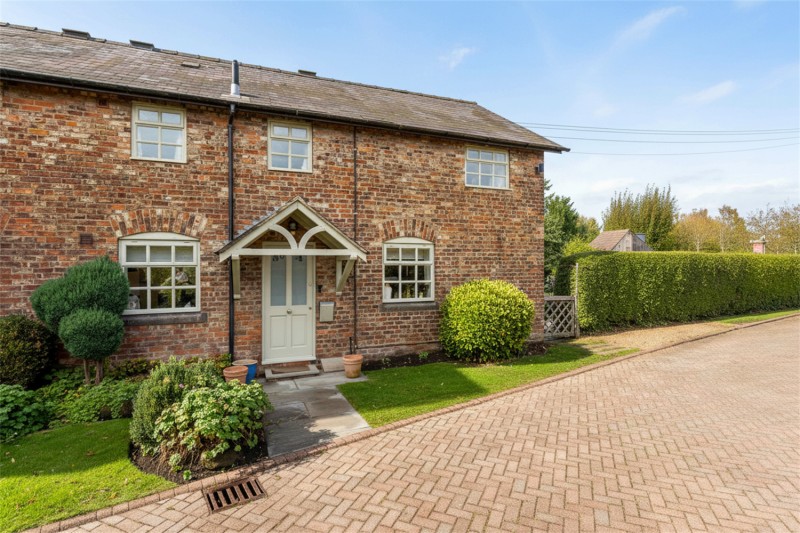 New Farm Barns, Spark Hall Close, Stretton, Warrington