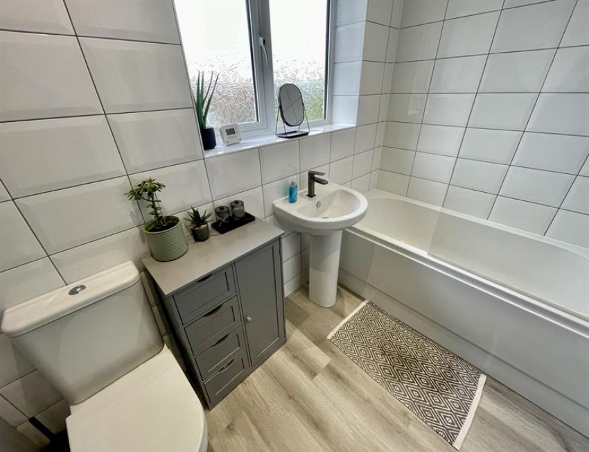 Images for Warren Avenue, Knutsford