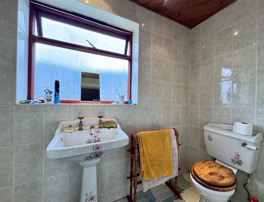 Images for Tenfoot Close, Glossop