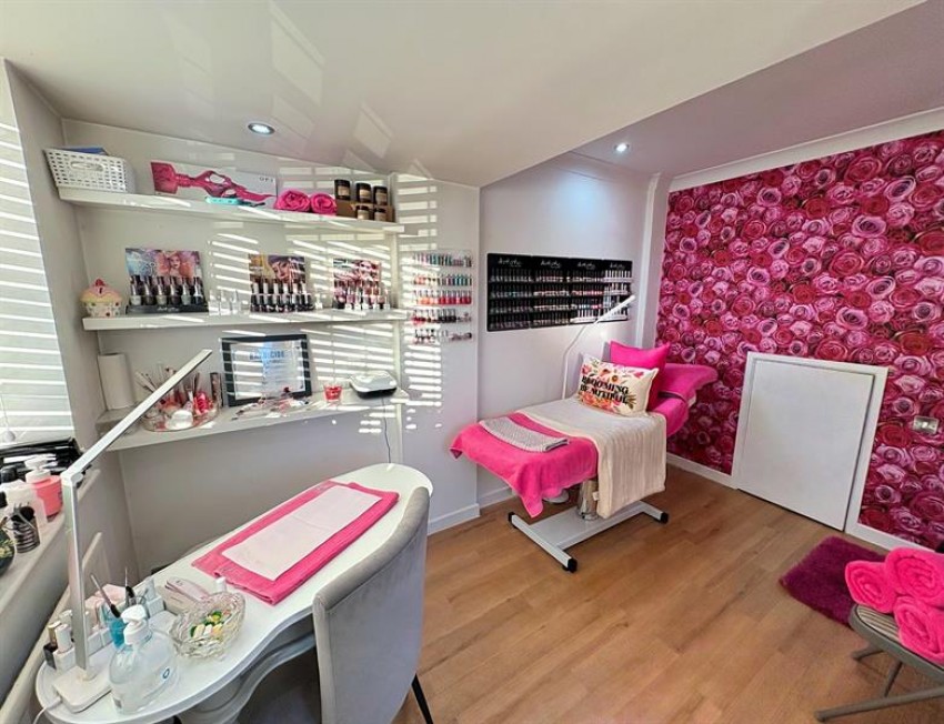 Images for Gleneagles Drive, Holmes Chapel