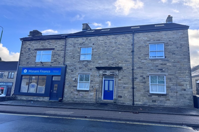 Chapel-En-Le-Frith, High Peak