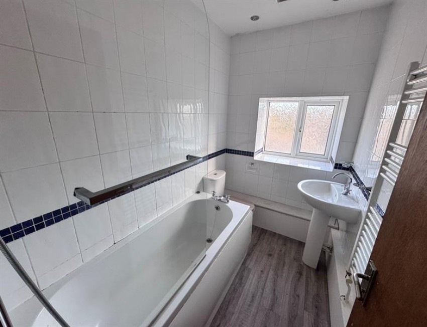 Images for Chapel-En-Le-Frith, High Peak