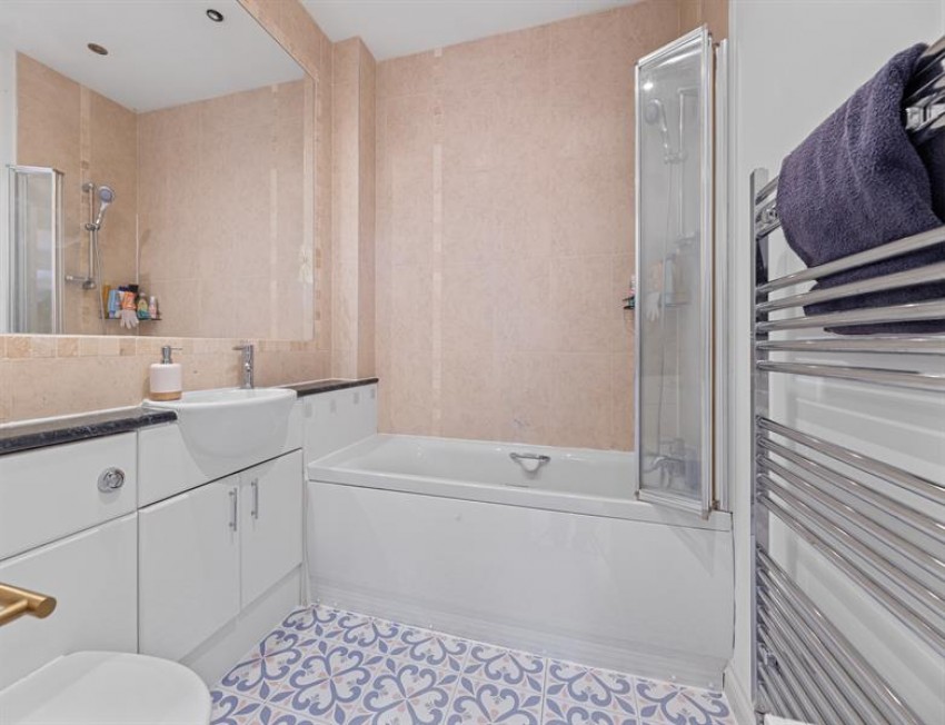 Images for Railway Cottages, Chester Road, Helsby, Frodsham