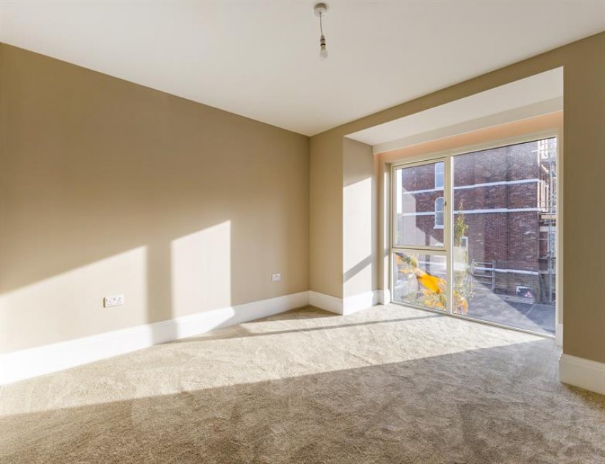 Images for Highfield Gardens, Sale