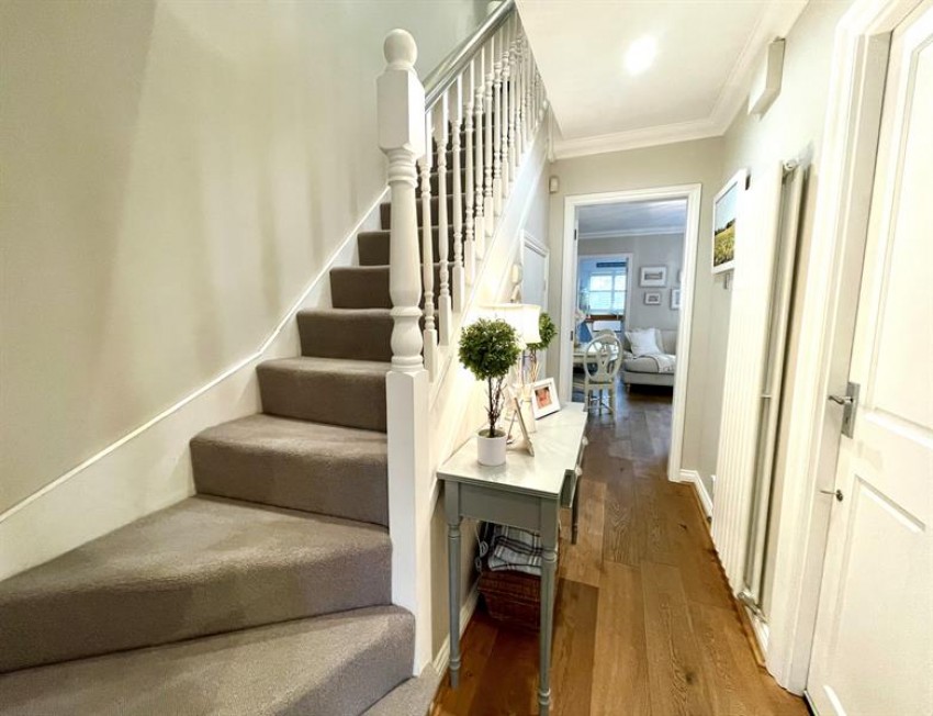 Images for Field Side Close, Mobberley