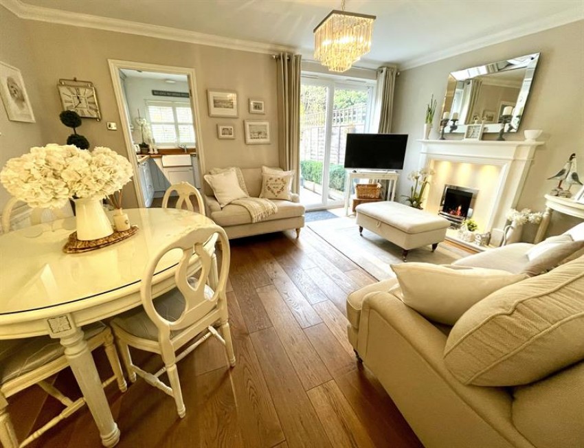 Images for Field Side Close, Mobberley