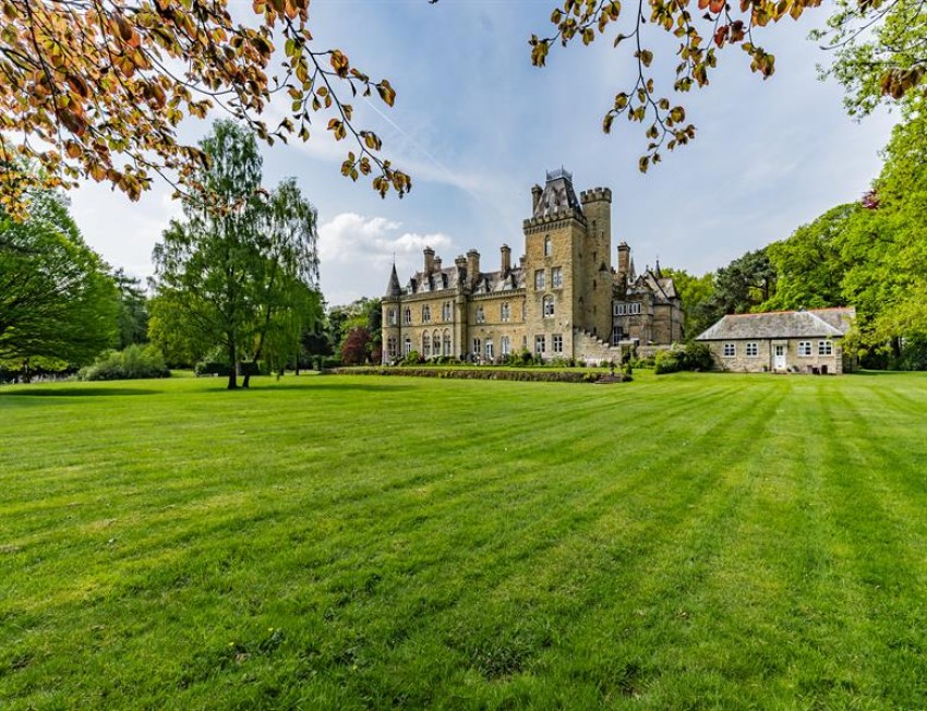 Images for Oakmere, Northwich