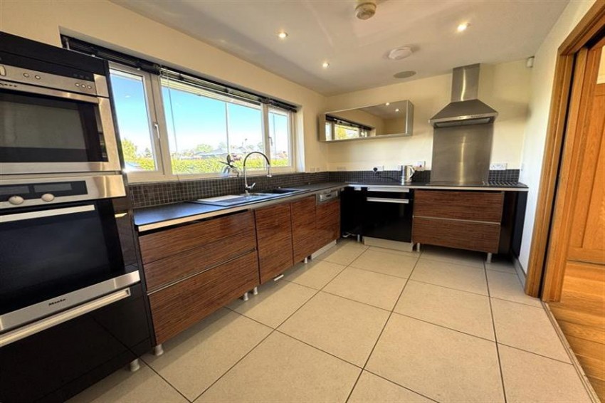 Images for Victoria Avenue, Holmes Chapel