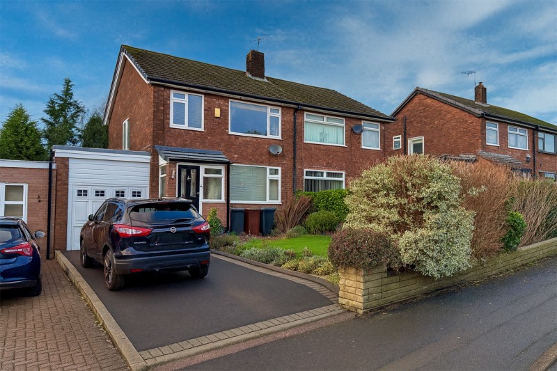 Hawthorn Bank, Hadfield, Glossop