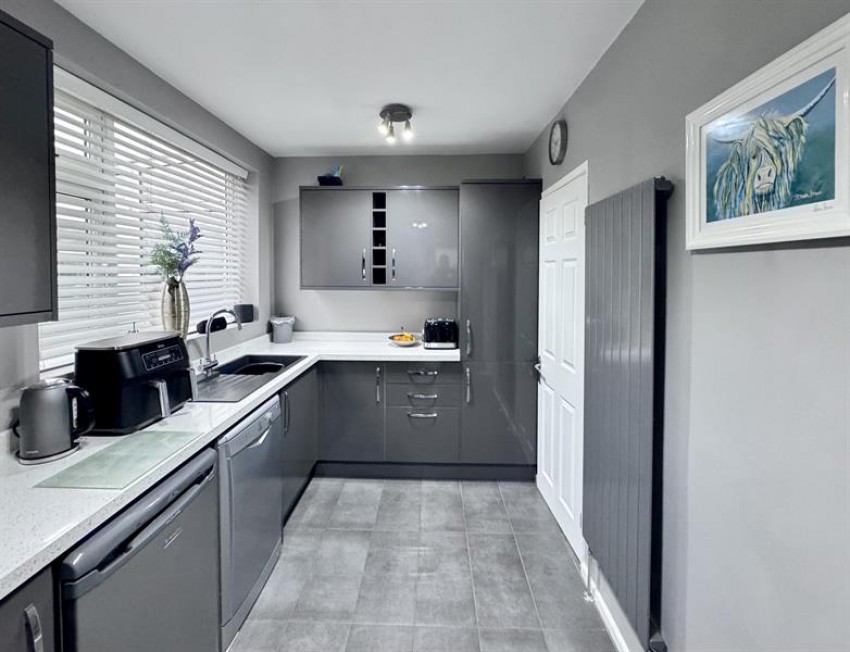 Images for Hawthorn Bank, Hadfield, Glossop