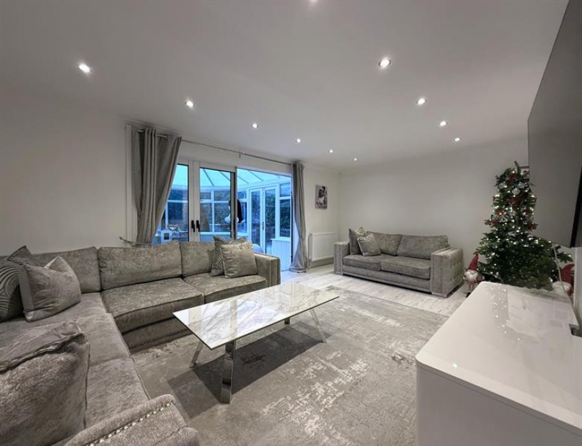 Images for Woodlands Drive, Sale