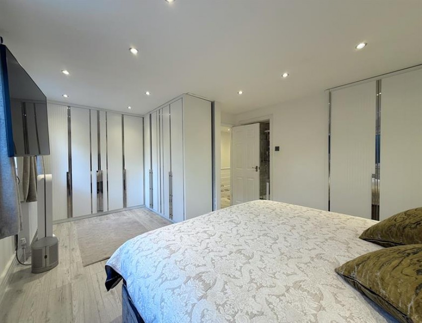 Images for Woodlands Drive, Sale