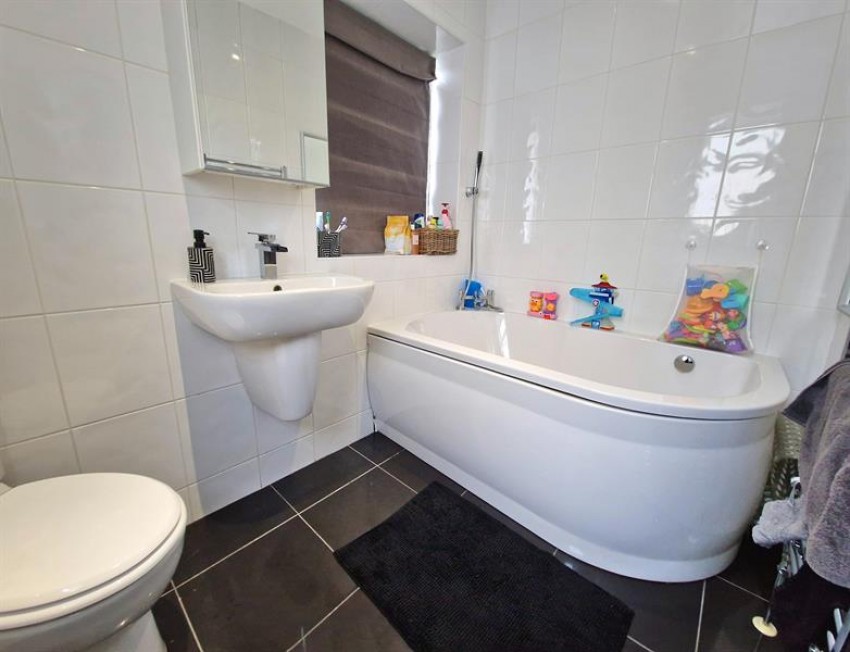 Images for Ravenscar Crescent, Manchester