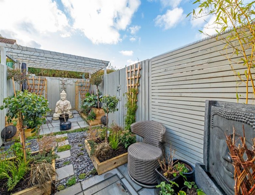 Images for Bates Lane, Helsby, Frodsham