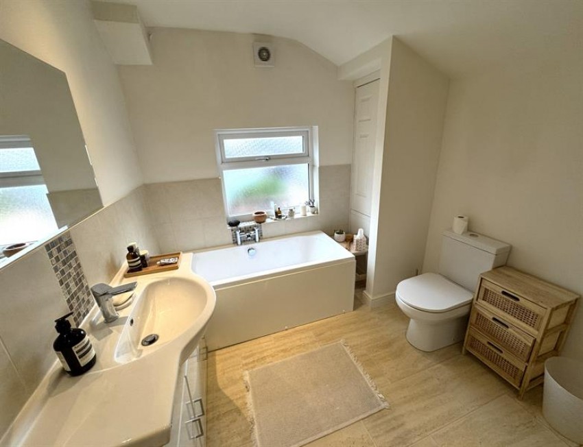 Images for Middlewich Road, Holmes Chapel