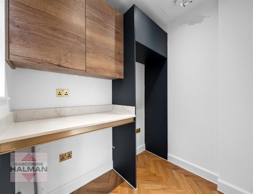 Images for Cranleigh Drive, Brooklands, Sale