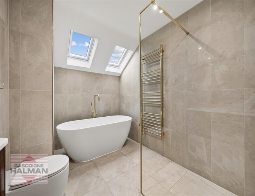 Images for Cranleigh Drive, Brooklands, Sale