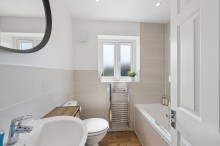 Images for Carnegie Close, Sale, M33
