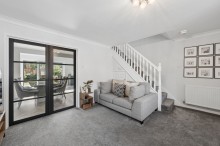 Images for Carnegie Close, Sale, M33