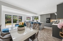 Images for Carnegie Close, Sale, M33