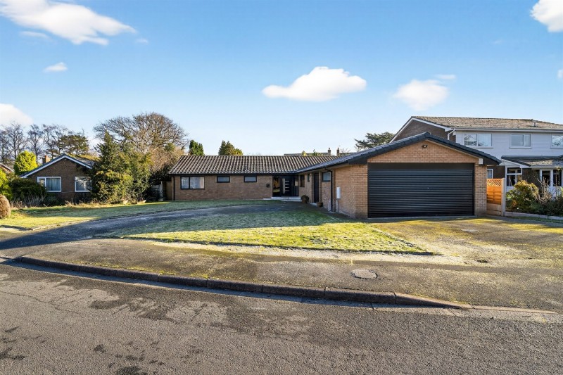 Milverton Drive, Bramhall