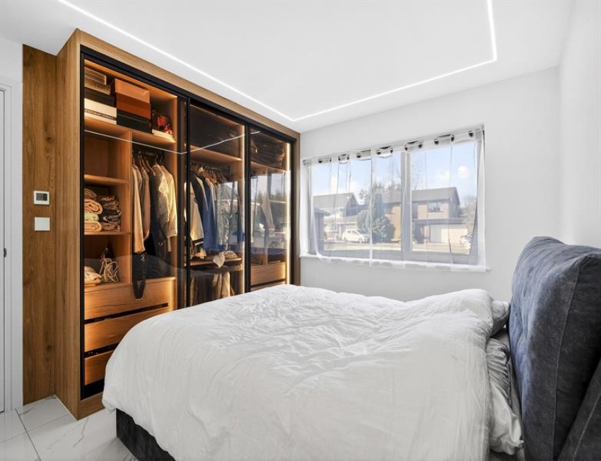 Images for Milverton Drive, Bramhall