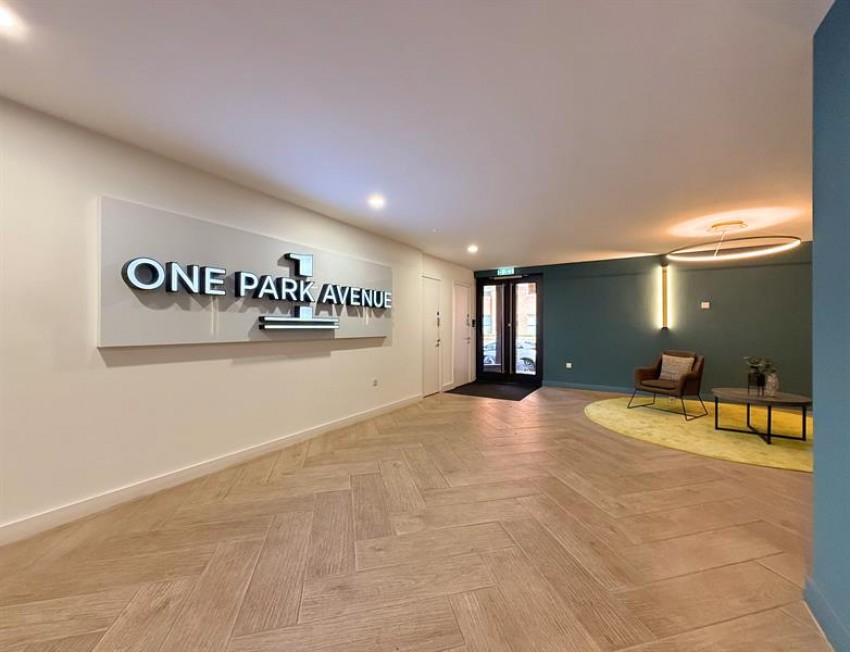 Images for Park Avenue, Sale