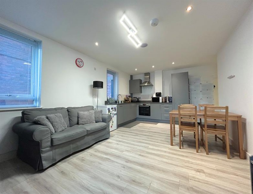 Images for Park Avenue, Sale