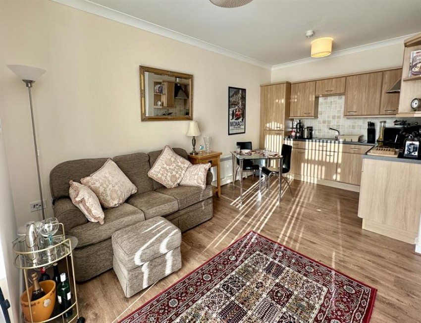 Images for Lauriston Close, Sharston