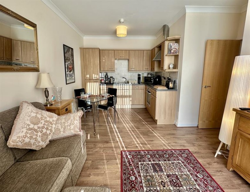 Images for Lauriston Close, Sharston
