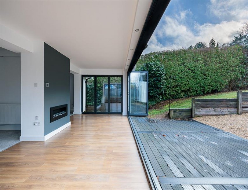 Images for 2988 square feet of contemporary quality in Delamere