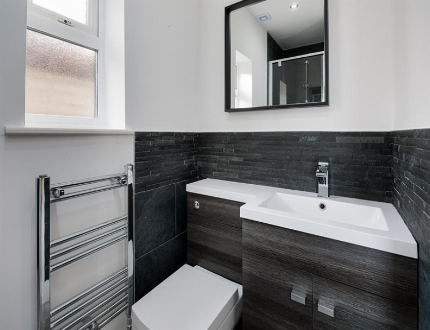 Images for 2988 square feet of contemporary quality in Delamere