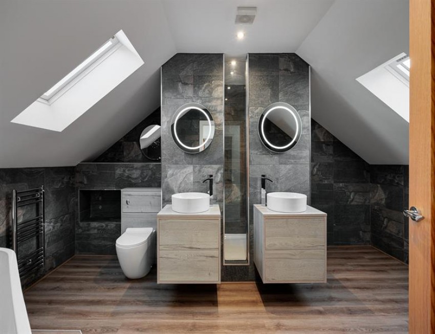 Images for 2988 square feet of contemporary quality in Delamere