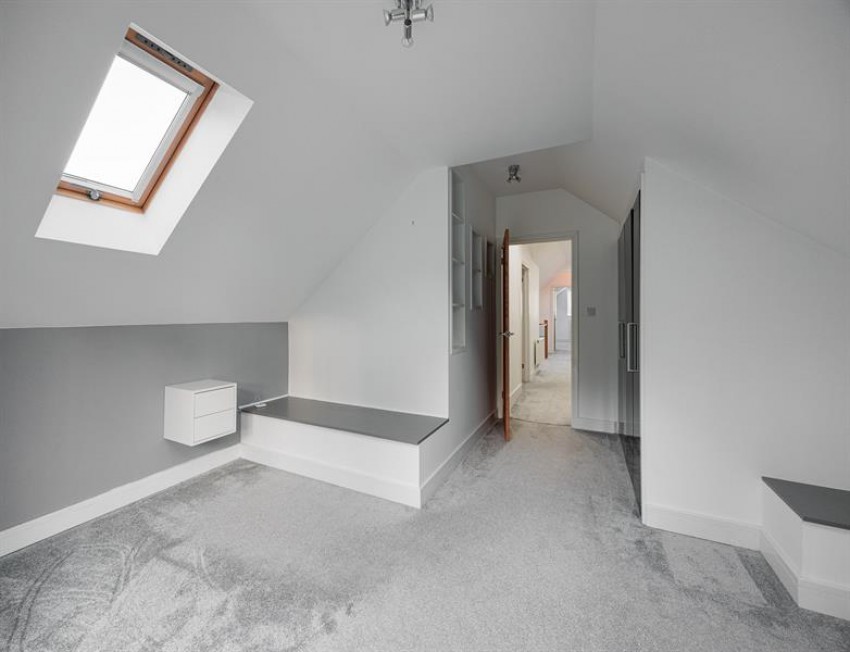 Images for 2988 square feet of contemporary quality in Delamere