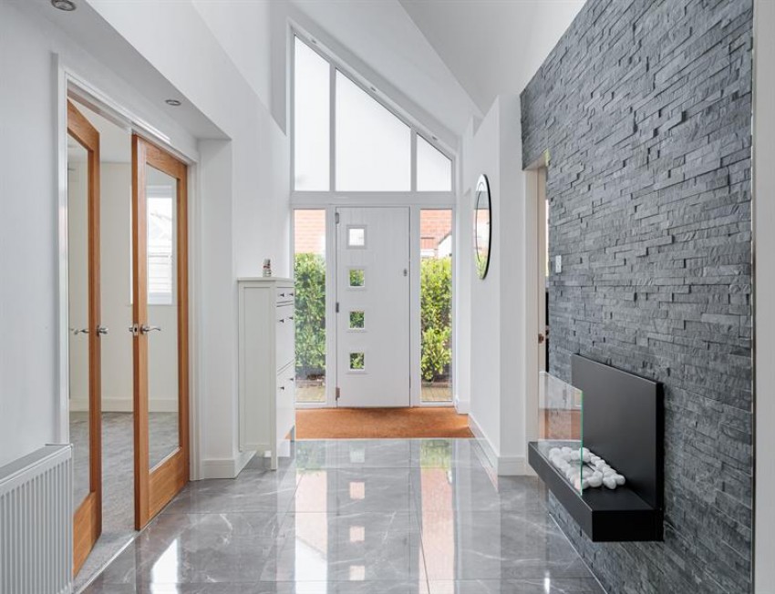 Images for 2988 square feet of contemporary quality in Delamere