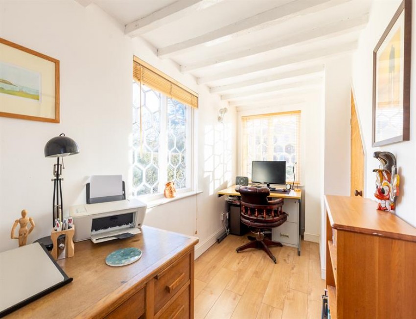 Images for Lovingly restored historic cottage in Huxley Lane, Tiverton