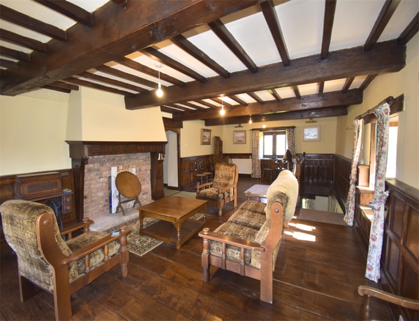 Images for Chapel-En-Le-Frith, High Peak