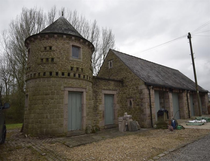 Images for Chapel-En-Le-Frith, High Peak