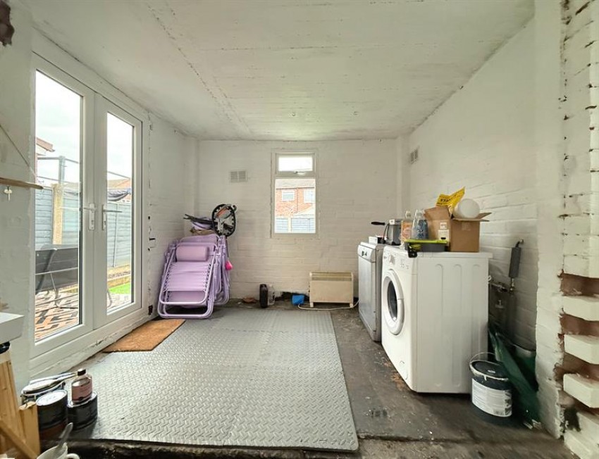 Images for Peover Avenue, Sale