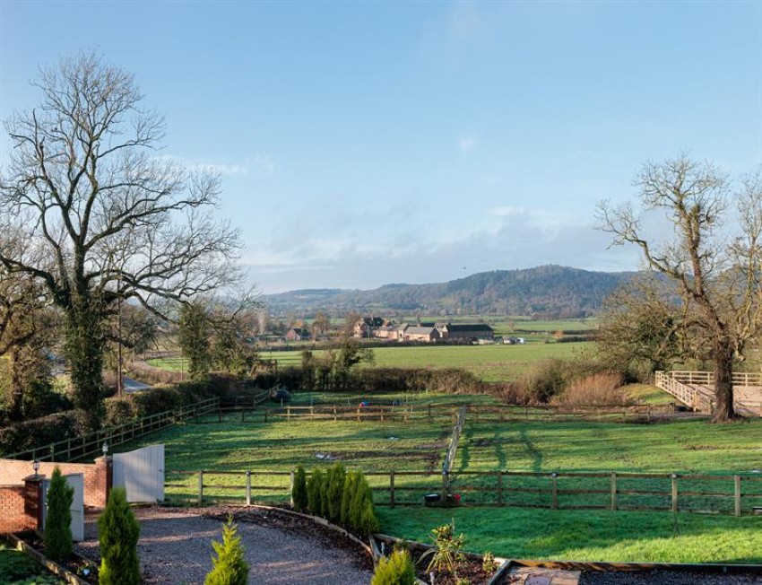 Images for  Refurbished family house with equestrian facilities in Ridley, Tarporley