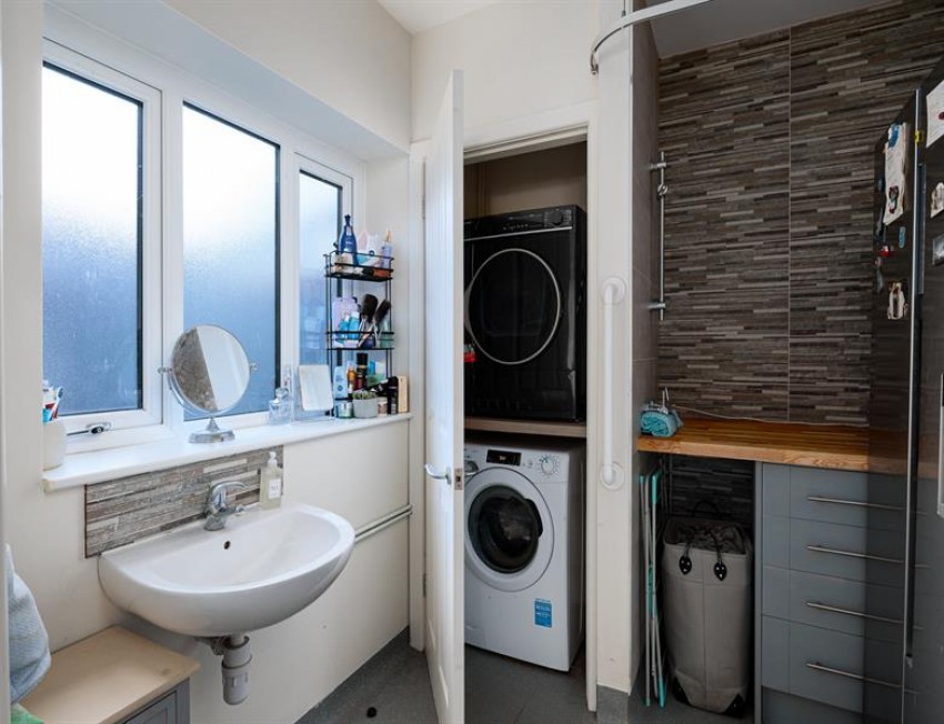 Images for  Refurbished family house with equestrian facilities in Ridley, Tarporley